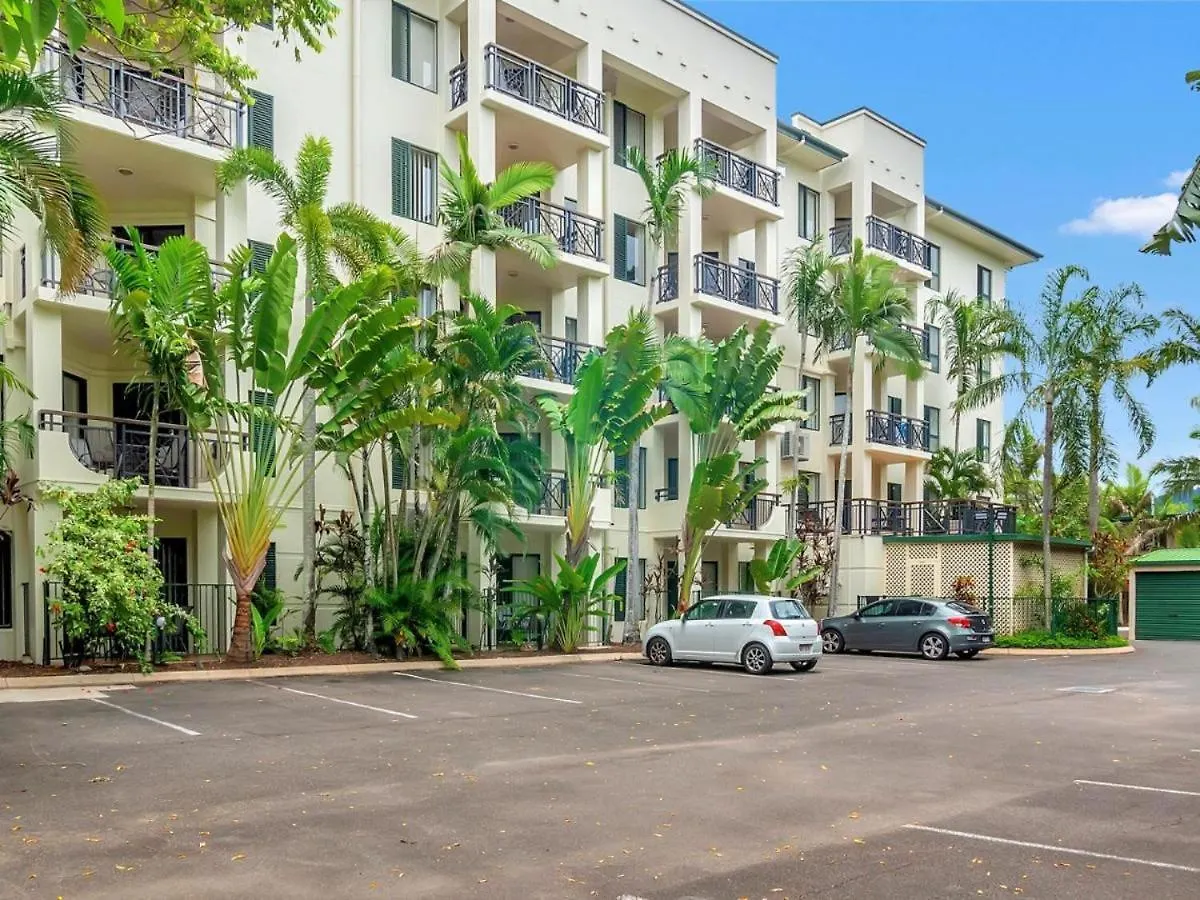Tropical Apartment Cairns