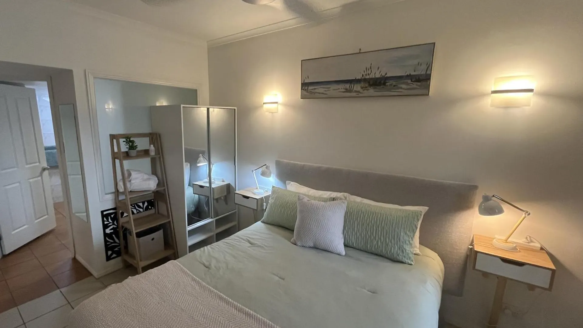Tropical Apartment Cairns