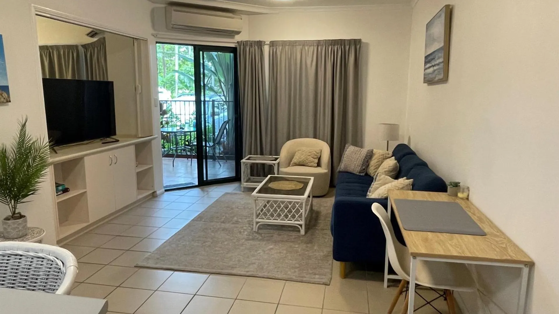 Tropical Apartment location